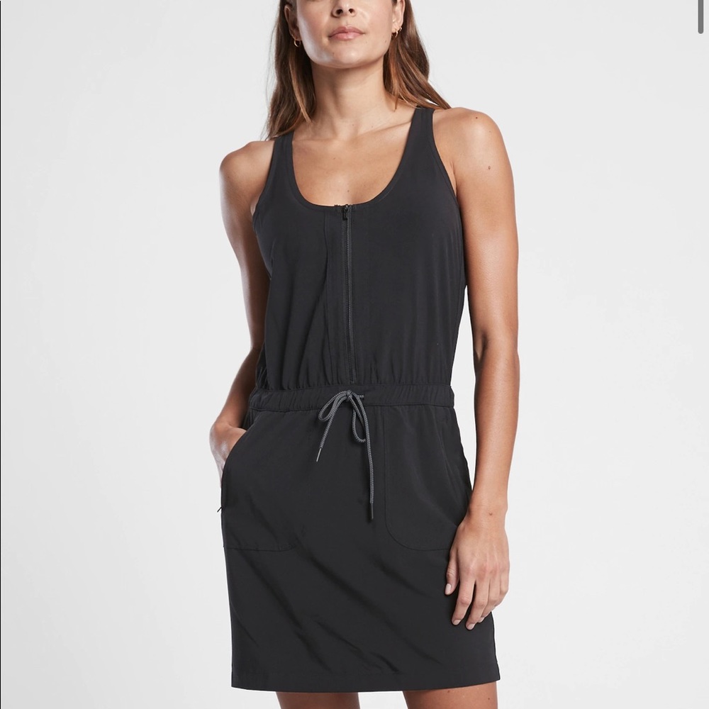 Athleta Black Expedition Dress - New without tags - Size 6